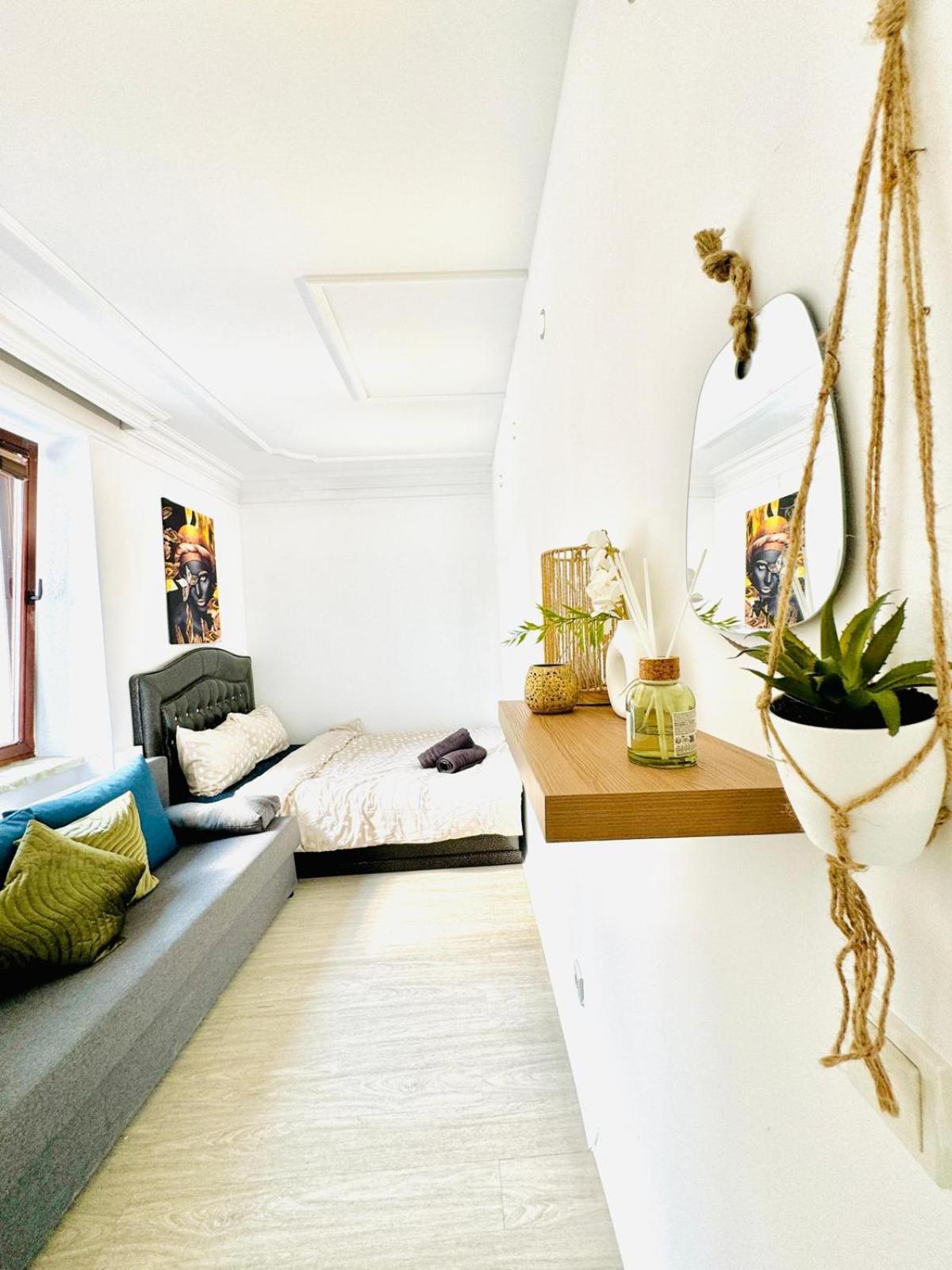 Very Spacious Apartment For Up To 7P With Great Location Vienna Exterior photo